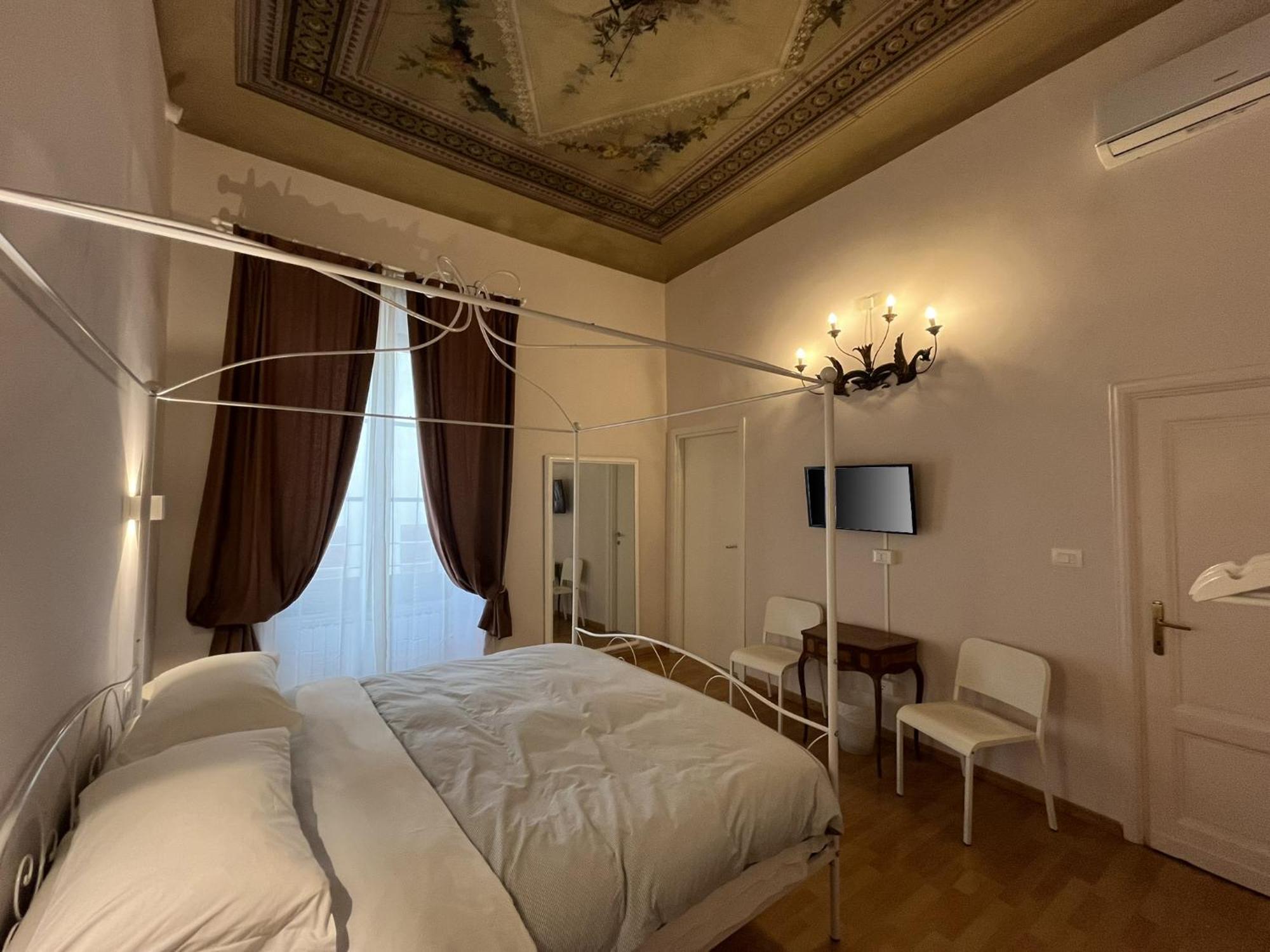 Dante Alighieri Bed and breakfast